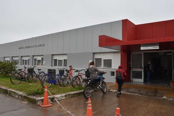 Denuncia por “Lesiones”: Enfermera del hospital municipal fue agredida por paciente internada por brote psicótico