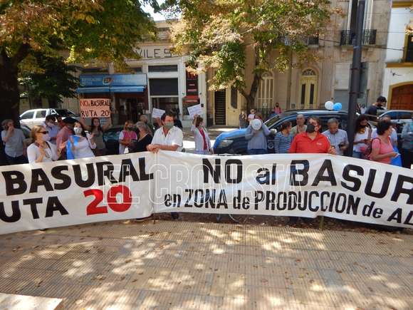 Se judicializa el proyecto de basural en ruta 20: vecinos denuncian al Municipio en un amparo