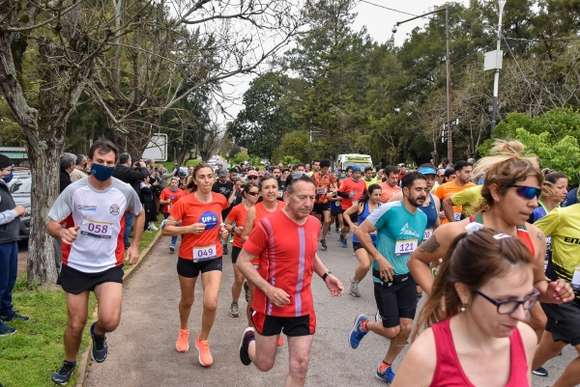 Carrera de calle en Chascomús: Se corre la última del año en 5 y 15 km