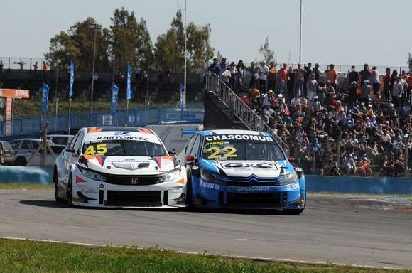 Terminó 15 en el Sprint: Juan José Gárriz corre este domingo la décima final del año del Súper TC2000