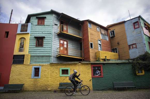 De paseo por los otros barrios porteños