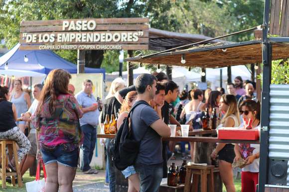 Arrancan las actividades en el paseo de los Emprendedores y Artesanos