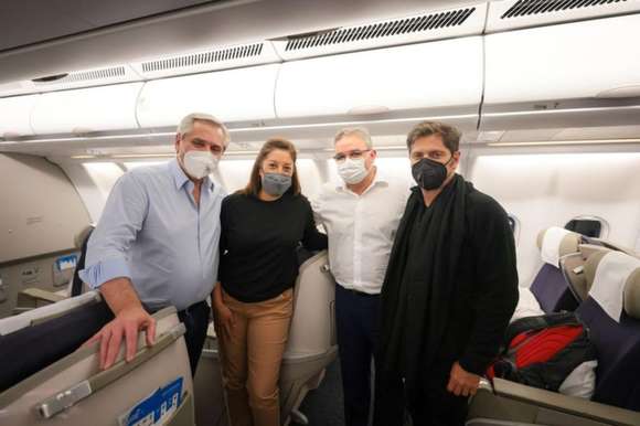 Kicillof rechazó las críticas por el viaje a China y Rusia: “Es charlatanería ideológica, buscan hacer daño”