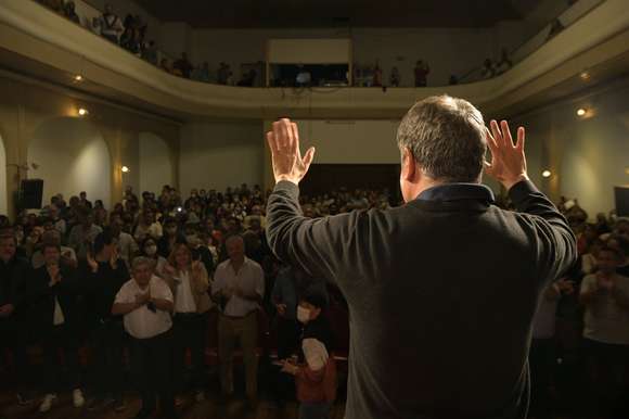 Manes en Chascomús: “Se acabó el país de una mitad ignorando a la otra”