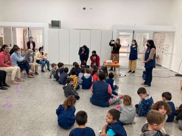 Promueven las huertas en los hogares junto a la comunidad educativa del jardín Clarisa Amézaga