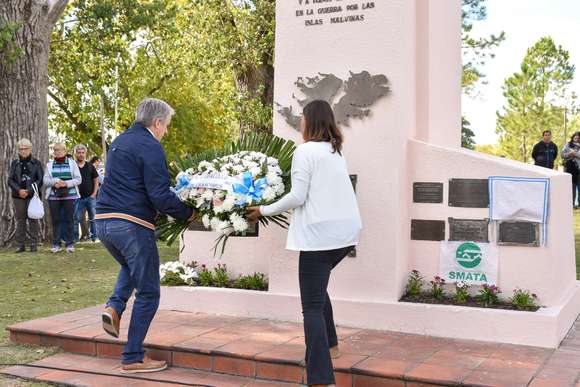 Gastón: “Siempre vamos a estar infinitamente agradecidos a quienes defendieron la soberanía en Malvinas”