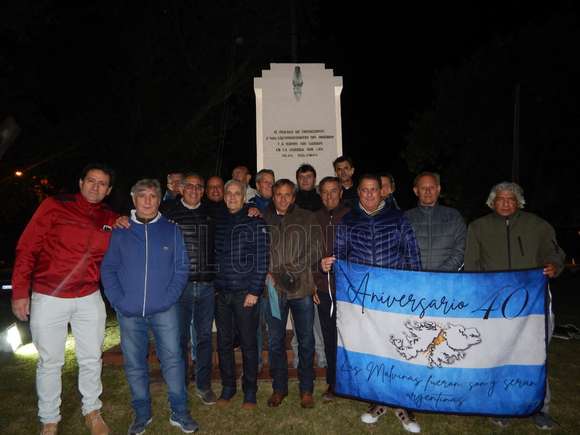 Cobertura Especial: En Chascomús se vivió una emotiva vigilia y acto por los 40 años de la Guerra de Malvinas