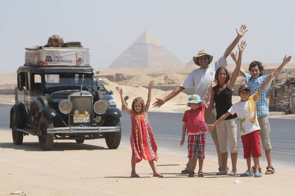 Historia de una chascomunense por el mundo: La familia Zapp ofrecerá este viernes una imperdible charla en el Ateneo Parroquial