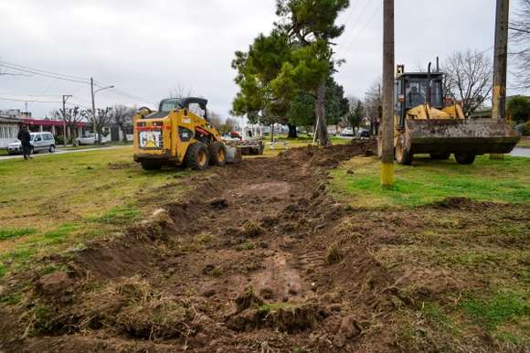 Comenzó la construcción de una nueva bicisenda en el bulevar de Scalabrini Ortiz