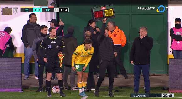 El chascomunense Tomás Sives debutó en la primera división del fútbol argentino