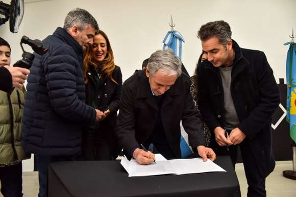 Firman convenios para incluir a Chascomús en el programa nacional de Primera Infancia
