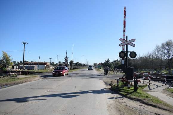 Tránsito vehicular interrumpido por 3 semanas: Trenes Argentinos comenzará obras  en el paso a nivel de avenida Juan Manuel de Rosas