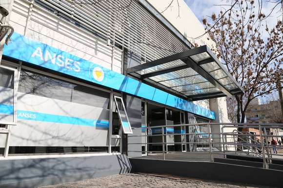 Oficializan refuerzo de $ 20.000 para asignaciones familiares: quiénes lo cobran y cuándo