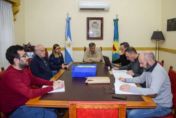 Analizan las ofertas para construir la primera etapa de la cloaca máxima en Chascomús