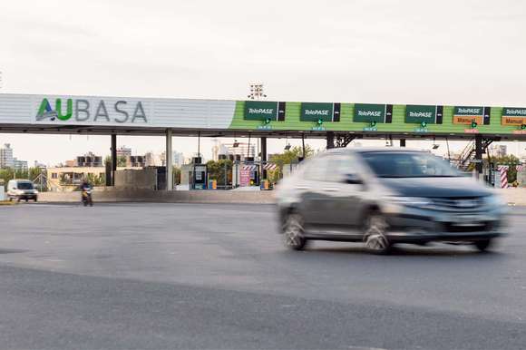 De cara al verano, comienzan a regir los nuevos valores de los peajes a la costa