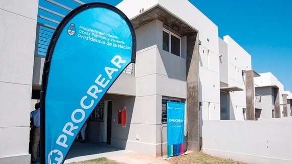 Javier Gastón: “Para el 2023 proyectamos 430 nuevas viviendas para familias de Chascomús”