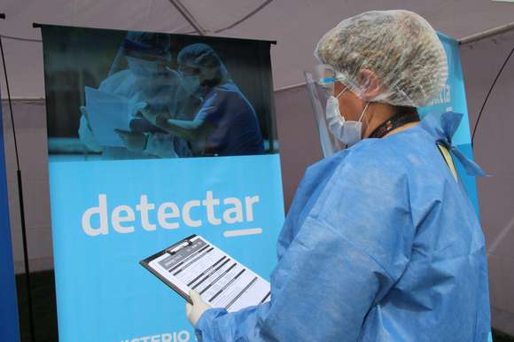 Los casos de coronavirus se multiplicaron casi por cuatro en la última semana