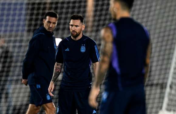 Scaloni ya tiene el esquema definido y aseguró que “Di María está para jugar”￼￼