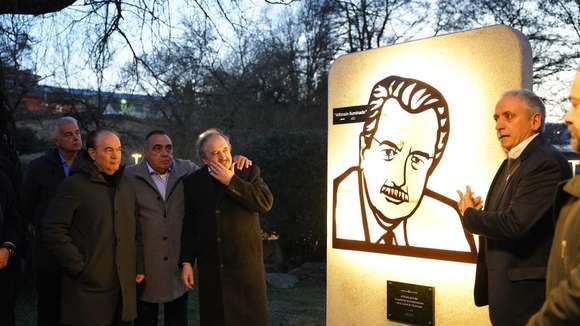 Javier Gastón: “honrar la figura de Raúl y que Chascomús tenga un espacio con su nombre en España, es una gran satisfacción”