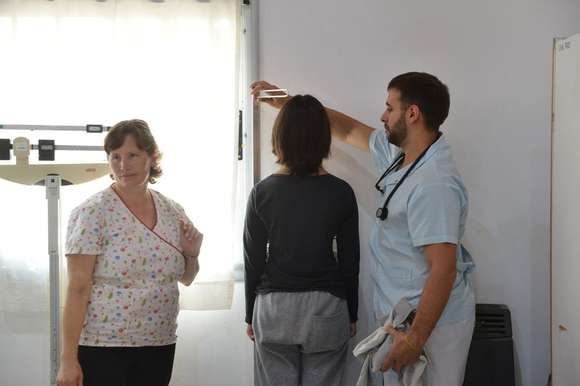 Inicio de clases: Más de 70 niños concurrieron a la jornada de salud en barrio San Luis