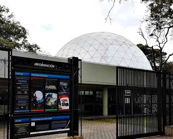 Volvieron las funciones al Planetario de la UNLP
