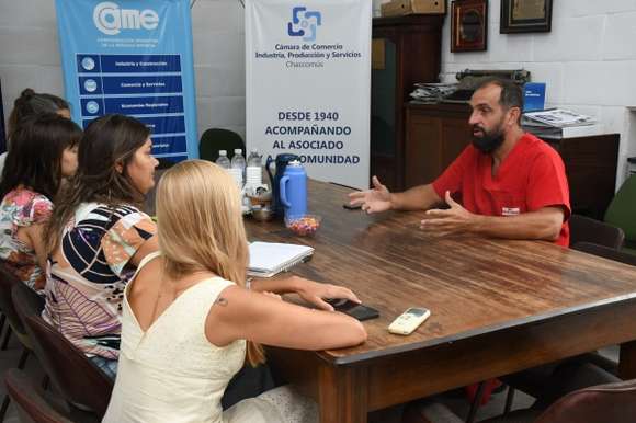 Reunión en Cámara de Comercio para trabajar sobre accesibilidad urbana en Chascomús