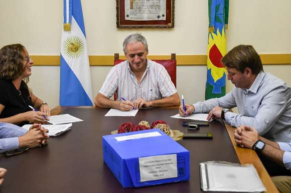 Javier Gastón: “la cloaca máxima ya es una realidad y es una excelente noticia para miles de vecinos de Chascomús”