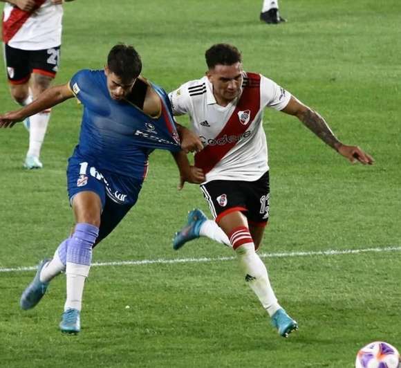 Tomás Sives entre los convocados: Arsenal recibe esta tarde a Belgrano en el Viaducto