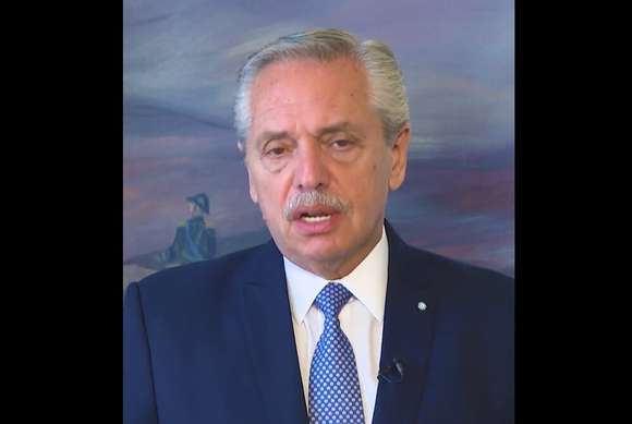 Fernández anunció que enviará a Rosario más agentes federales y al Ejército para urbanizar los barrios