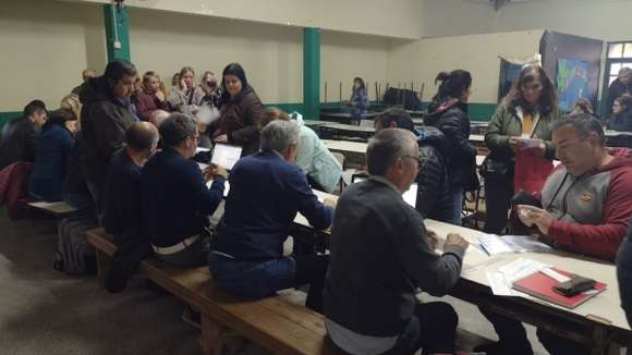 Vecinos del barrio Gallo Blanco se inscribieron al registro de la red cloacal