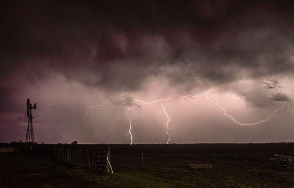 Tormentas: la alerta trepó a “naranja” en algunos distritos y piden reforzar tareas de recolección