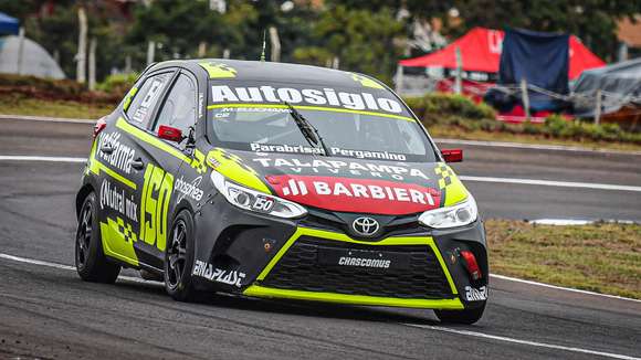 Turismo Nacional: Juancho Eluchans corre en Misiones