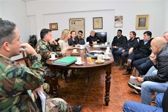 Presencia de funcionaria provincial: Se realizó una reunión para fortalecer la seguridad en las zonas rurales de Chascomús