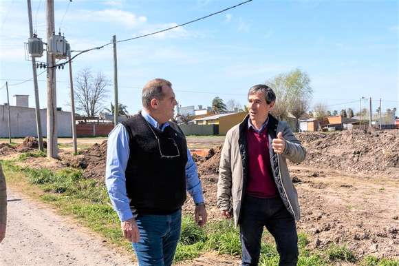 Santiago Dos Santos visitó Lezama: “Una administración austera y ordenada puede encarar grandes transformaciones”