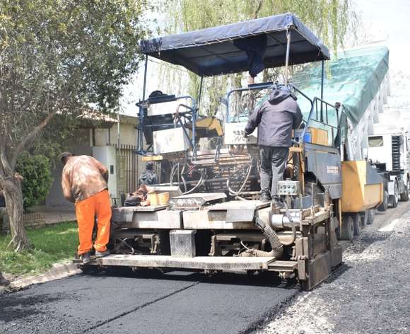 Abren licitación pública para el asfaltado de dos calles en Chascomús