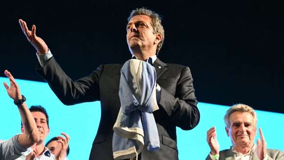 Massa recordó a Alfonsín y criticó “evaluaciones sesgadas e injustas” sobre su figura