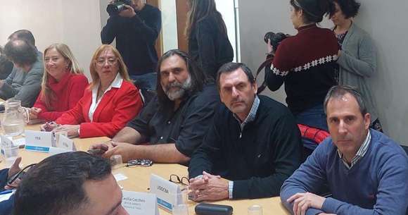 Paritarias salariales: Provincia recibe esta semana a docentes y estatales