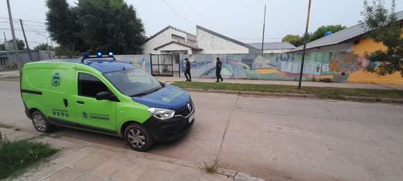 La patrulla de prevención evitó un robo a la escuela secundaria municipal