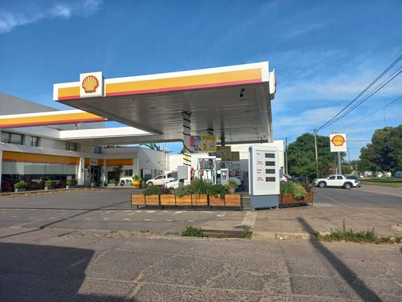 En Chascomús la nafta pasó los 850 pesos tras el primer aumento del año