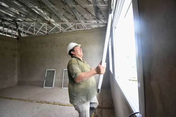 Refacciones de escuelas, congeladas en el interior: Chascomús entre los distritos afectados