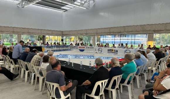 Empresarios Pymes preocupados por la apertura de importaciones de alimentos