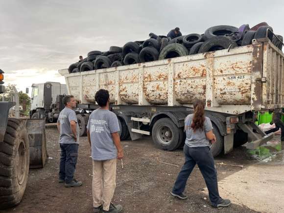 Valorización energética: Se concretó el primer envío de neumáticos fuera de uso en Chascomús