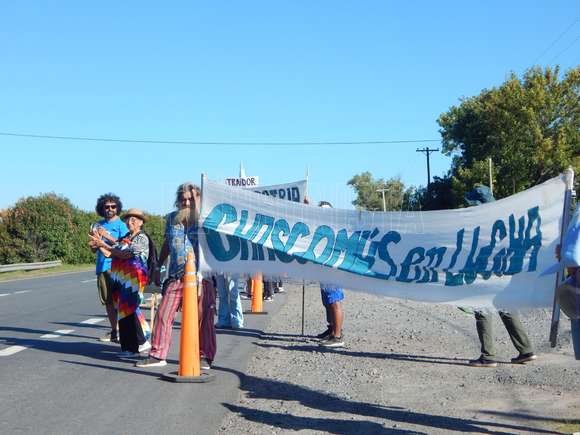Por segunda vez, la Asamblea “Chascomús en lucha” manifestó este viernes a la vera de Ruta 2