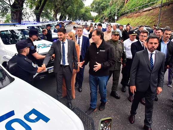 El Gobierno bonaerense envió 80 patrulleros a Rosario para combatir la narcocriminalidad