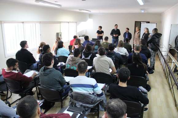 Más de 300 alumnos comenzaron a estudiar en Dolores cuatro carreras de la UNLP