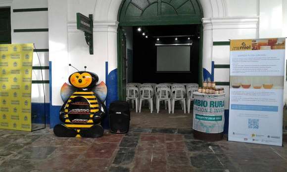 Este martes inician las actividades programadas para el mes de la miel en Chascomús