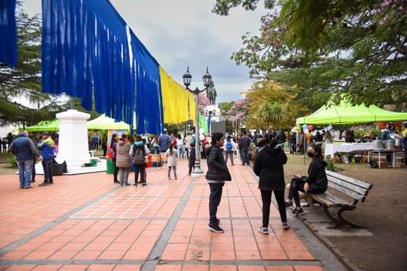 Vamos a la plaza a festejar el cumpleaños de Chascomús este domingo