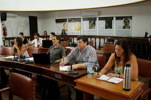 Ediles locales repudian la suspensión por parte del gobierno nacional del apoyo para el acceso a medicamentos o insumos para enfermedades graves