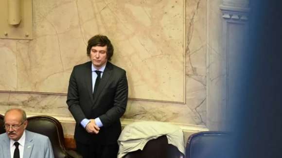 Opiniones: ¿por qué no hay almanaques en los escritorios de la justicia?