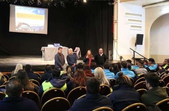 Sergio Levin brindó una capacitación de seguridad vial consciente en Chascomús